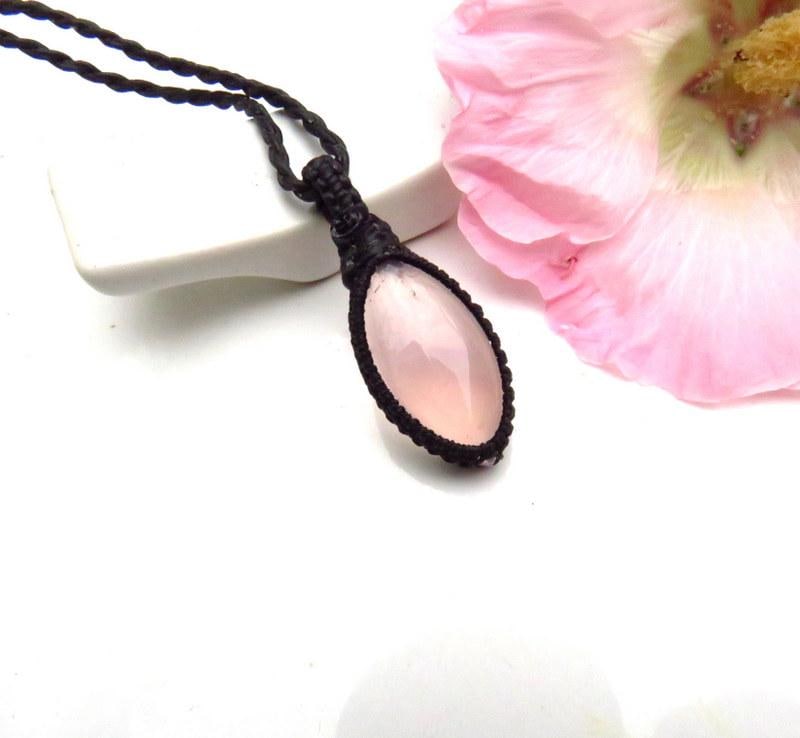 Rose quartz pendant necklace, expression of love