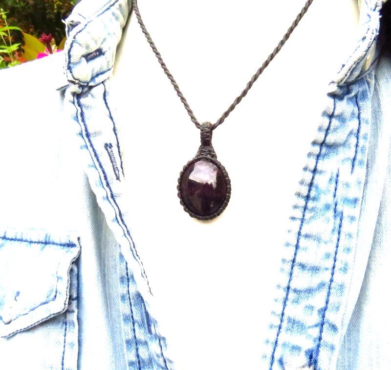 Star Garnet macrame necklace, Garnet pendant