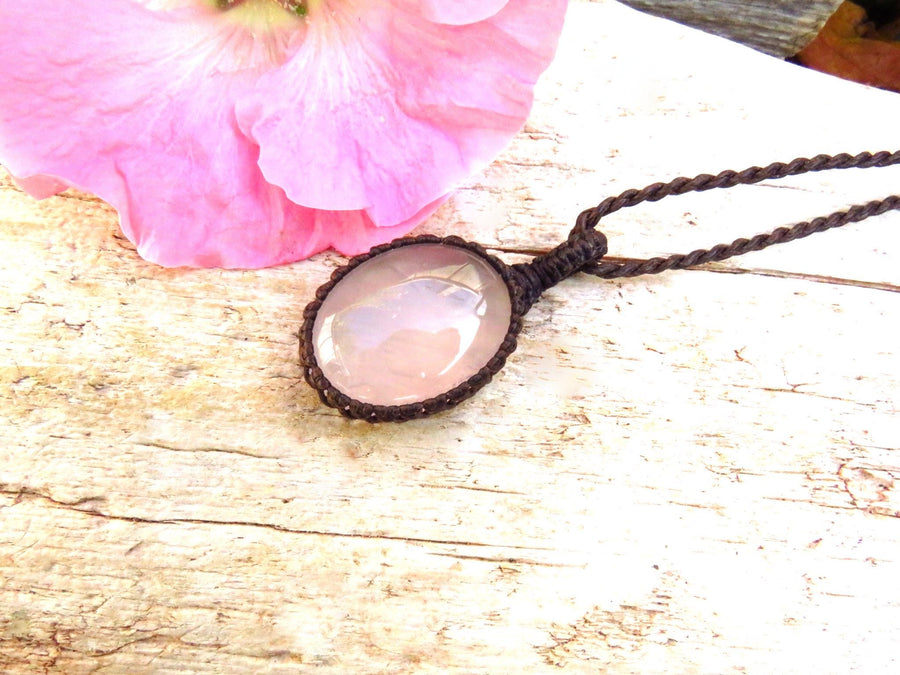 Pendant Necklaces, Rose Quartz macrame necklace