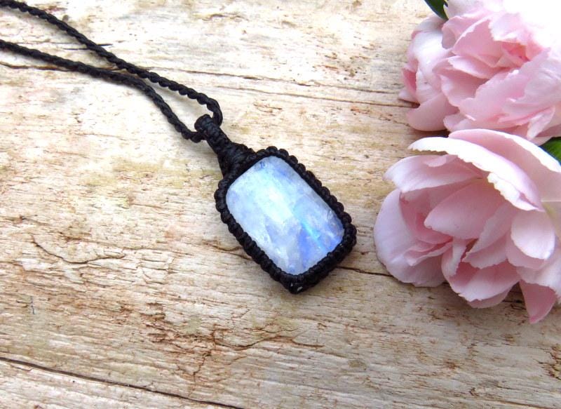 For the Boho Beauty, Moonstone macrame necklace