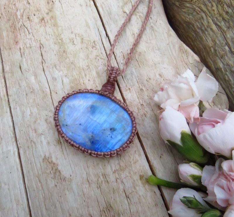 Moonstone necklace, christmas gift ideas, for the boho beauty, macrame pendant, blue moonstone, flashy gemstone