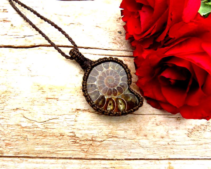 Christmas gift ideas, Ammonite macrame necklace