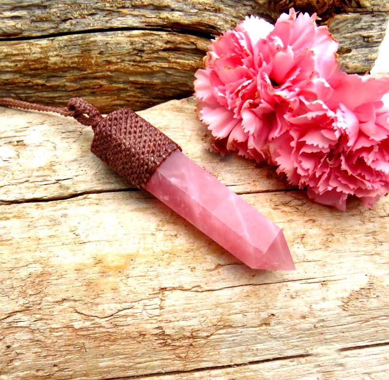 Rose Quartz Crystal Point Necklace,valentines day gift, macrame necklace, macrame jewelry, heart chakra jewelry, pink crystal