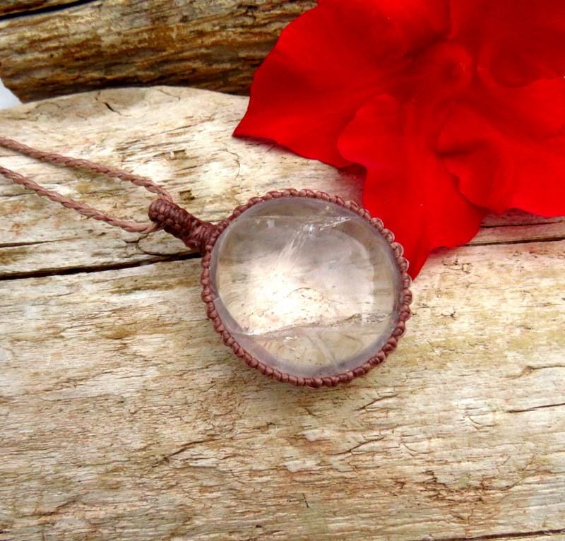 Quartz crystal necklace, macrame necklace, macrame jewelry, gift ideas for the boho beauty, crystal jewelry, crystal collector, the aries