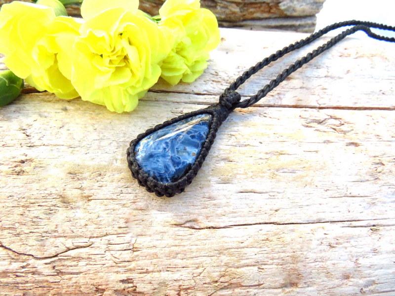 Pietersite gemstone necklace, macrame jewelry, healing properties, tempest stone, gifts ideas for him