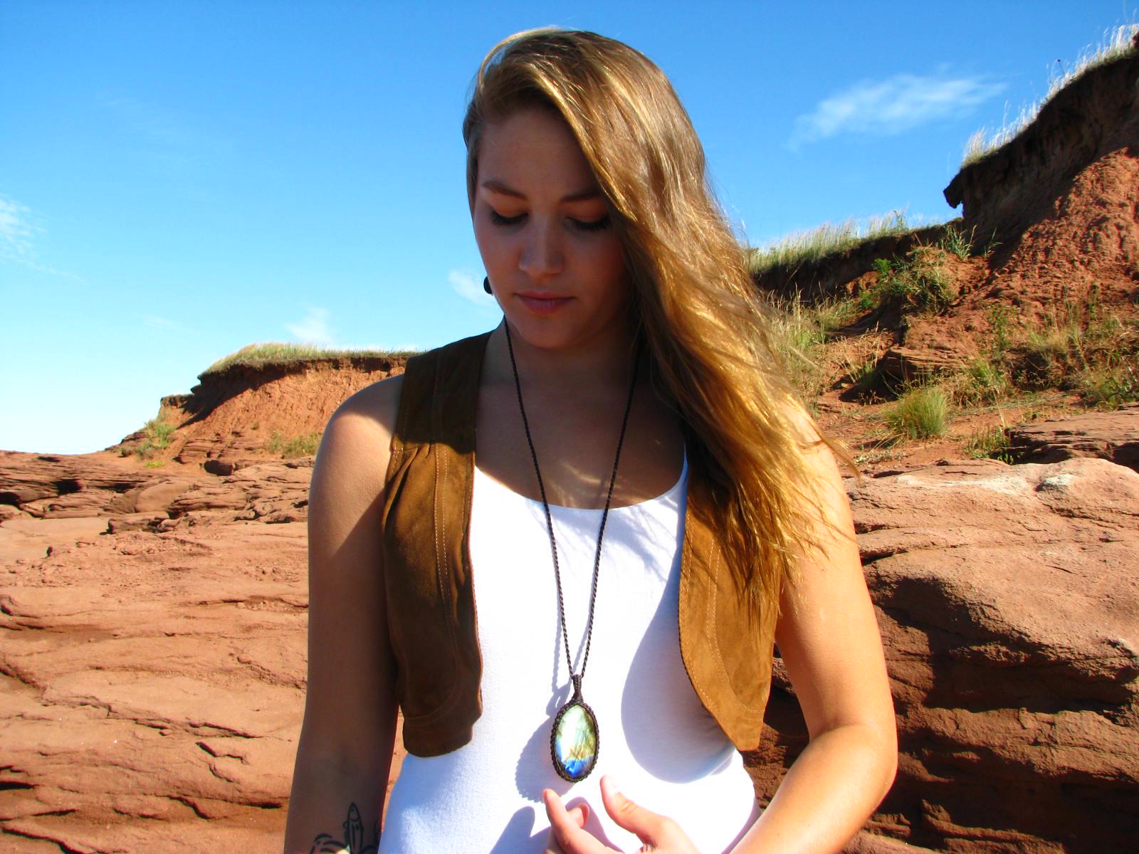Labradorite necklace, macrame necklace