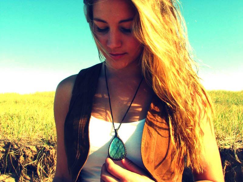 Mothers Day gift for her, Blue Labradorite gemstone necklace