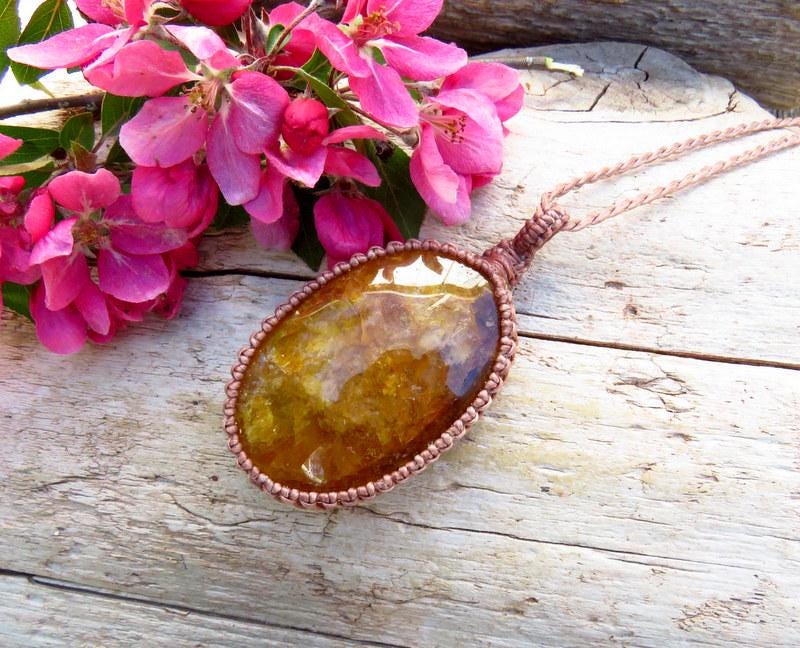 Golden Healer Quartz Necklace, healing crystal gift, ideas for the rock collector, crystal lover