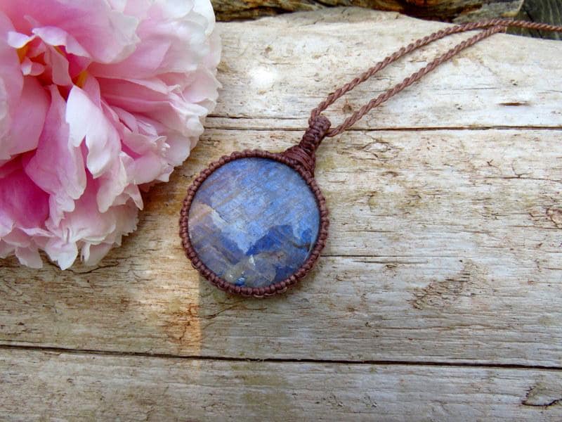 Belomorite macrame necklace, blue moonstone