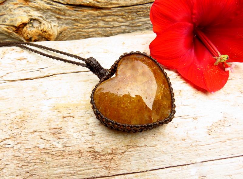 Golden Healer Quartz Necklace, christmas gift ideas, healing crystal necklace gift, crystal jewelry, gemstone jewelry, gift ideas for her