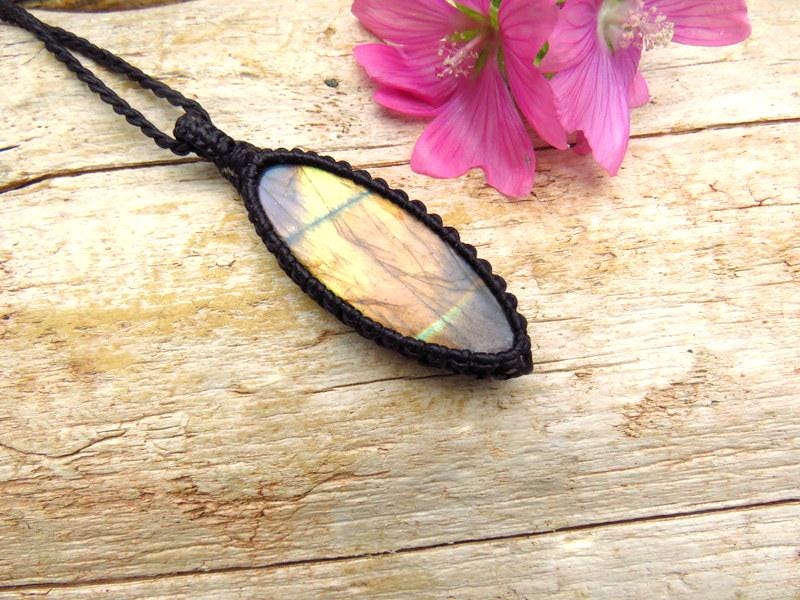 Labradorite gemstone necklace, macrame pendant, gift ideas for the jewelry lover, for her
