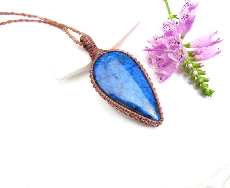 Macrame necklace, Blue Labradorite necklace, gift ideas for the zen seeker, the boho beauty