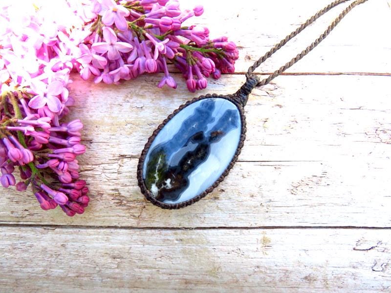 Maligano Jasper gemstone necklace, macrame necklace