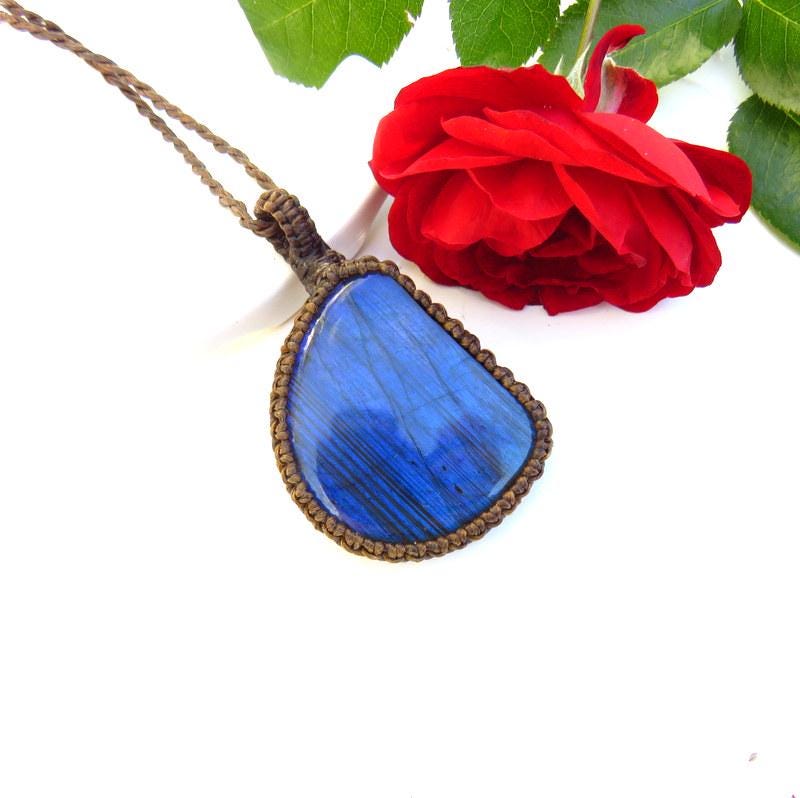 Macrame necklace, Blue Labradorite necklace