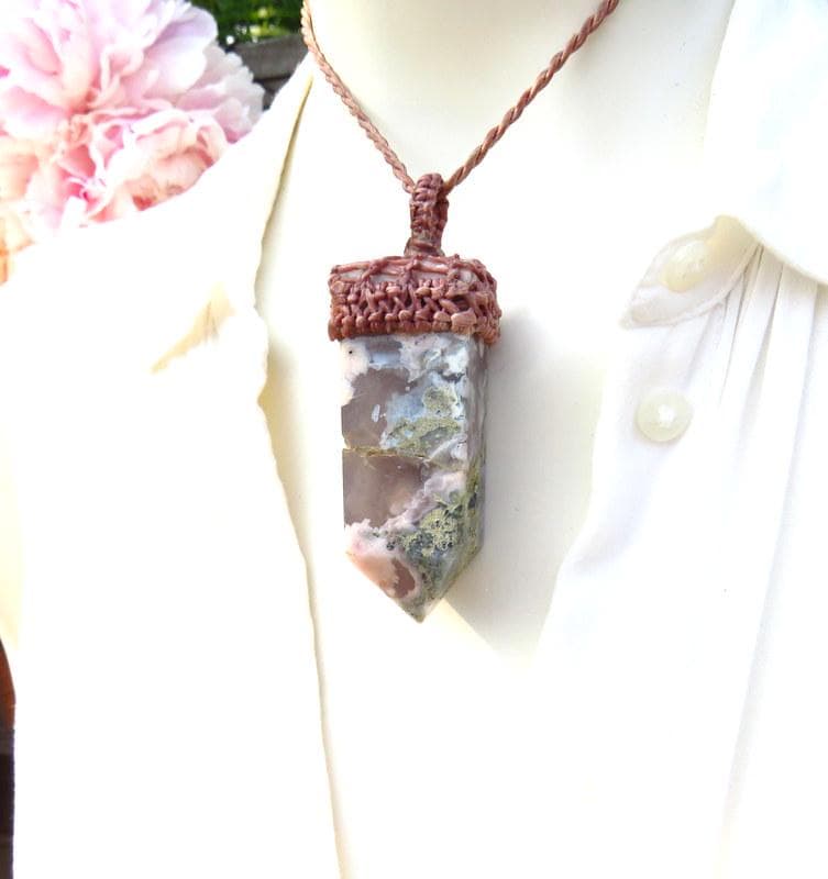 Flower Agate macrame necklace, statement necklace, unique gifts for her, gift ideas for the boho beauty, the zen seeker, the gardener
