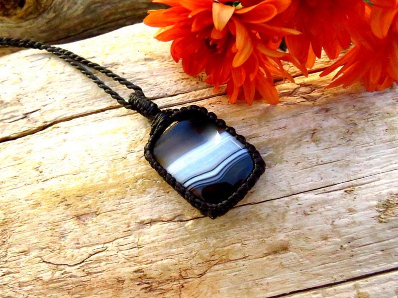 Christmas gift ideas, Sardonyx Macrame Necklace, Adjustable Cord, No Metal, Healing Gemstone Pendant