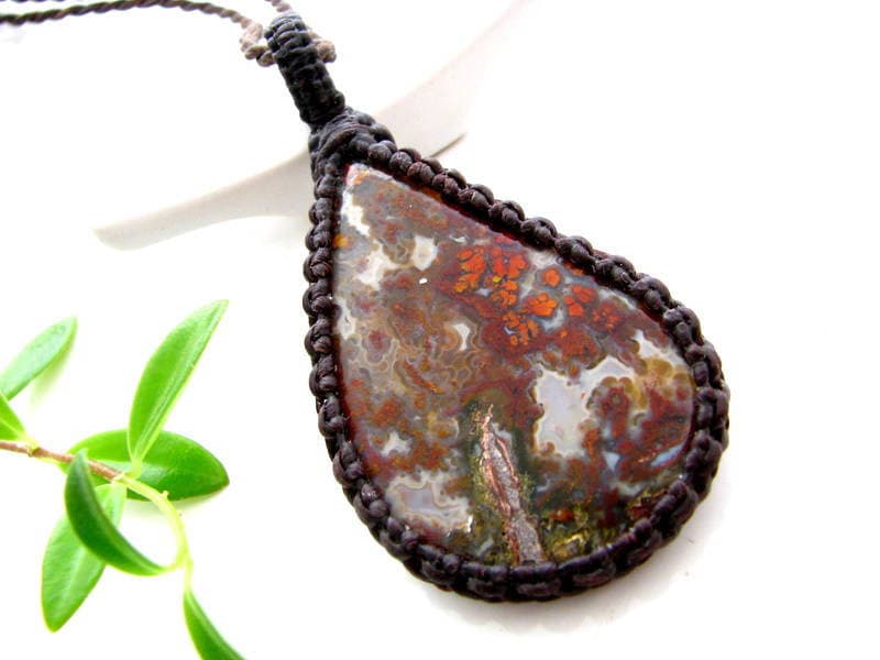 Rare Plume Turkish Agate  Necklace / Plume Agate / Macrame necklace / Exoticcrystals /  Stone necklace / Healing crystals and stones jewelry