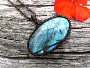 Blue oval shaped Labradorite necklace, boho style necklace, blue gemstone necklace, macrame necklace