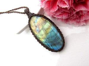 Rainbow Labradorite necklace, Metaphysical crystal  jewelry, Sentimental gifts, Mother&#39;s Day gift ideas, Little luxuries, Macrame pendant