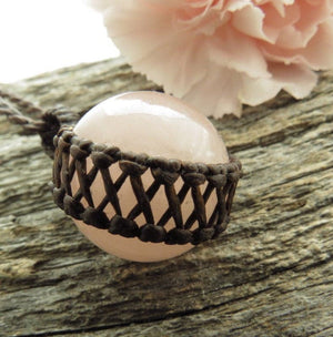Macrame Crystal necklace / Rose Quartz Sphere Necklace / Pink necklace / Sphere crystal / best friend gift / macrame jewelry / spring finds