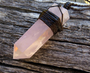 Mothers day gift, Rose Quartz crystal point necklace, healing crystal jewelry, rose quartz gemstone, macrame jewelry, macrame necklace