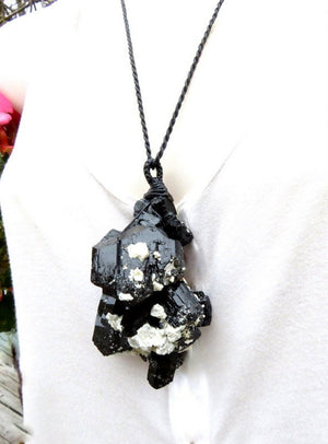 Large Black Tourmaline Crystal necklace / Protection gift / Tourmaline Necklace / Black Tourmaline necklace / Raw Tourmaline crystal cluster