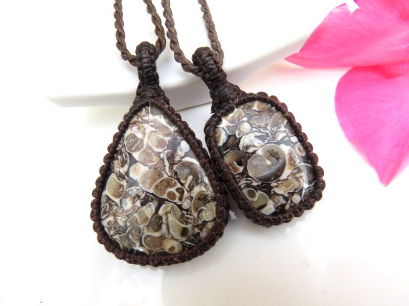 Turritella Agate necklace set, turritella agate jewelry, turritella fossil, turritella necklace, turritella agate meaning, turritella fossil