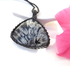 Chrysanthemum fossil gemstone necklace, chrysanthemum stone, chrysanthemum gemstone, chrysanthemum jewelry, fossil necklace, rare fossils