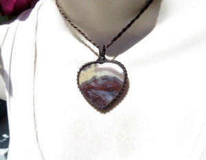heart shape moss agate macrame necklace, agate necklace, moss agate necklace, agate, handmade jewelry, heart pendant, heart