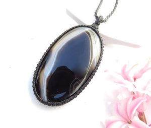 Black Sardonyx gemstone necklace, oval sardonyx stone, black gemstone, sardonyx benefits, black banded agate, sardonyx crystal, black lover