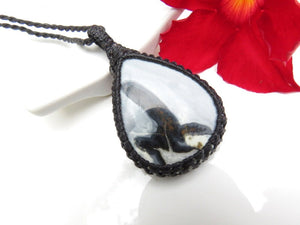 Maligano Jasper Necklace / Jasper necklace / Healing jewelry / hippy necklace / Abstract design / Macrame necklace / Macrame Jewelry