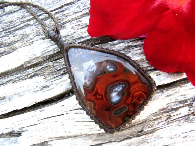 Red on sale agate pendant