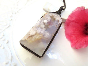 Flower Agate crystal point necklace, agate jewelry, Agate necklace, Snowflake Agate, macrame jewelry, gifts for her, dusty rose color theme
