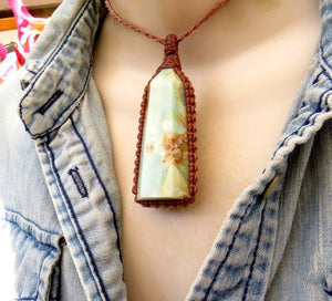Caribbean Calcite crystal necklace, calcite for sale, etsy calcite, calcite meaning, green calcite, calcite pendant, calcite necklace