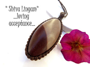 Shiva Lingam Necklace / Shiva Lingam pendant / love stone / Chakra jewelry / Stone jewelry / Healing crystals and gemstone / free shipping