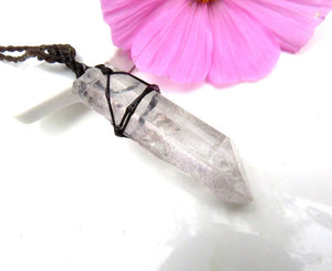 Quartz crystal point necklace, Macrame necklace, Gifts under 100, pendant necklaces, Wife Gift, Sister gift jewelry, Macrame jewelry