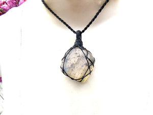 Dendritic Quartz crystal healing necklace, dendritic crystal, energy crystal, dendrite quartz, quartz dendrite, macrame necklace, quartz