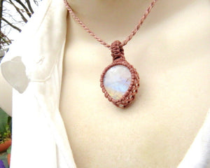 Bright Rainbow Flash Moonstone necklace / blue moonstone necklace