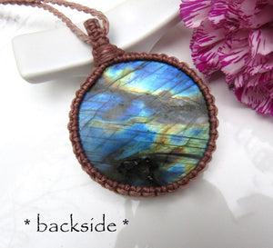 Macrame necklace, High quality Labradorite pendant necklace, Large Labradorite, Blue Labradorite necklace, macrame jewelry, round shape