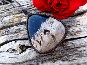 Petrified Palmwood macrame necklace, petrified wood jewelry, petrified wood healing properties, unique gift ideas, fossil jewelry
