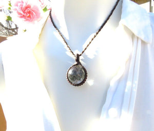 Garden Quartz Healing Crystal necklace, Womens healing crystal jewelry, Good Energy crystal, Minimalist necklace, quartz jewelry, macrame