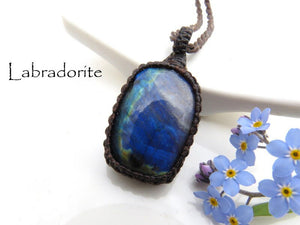 Macrame necklace, Labradorite necklace, Blue Labradorite, Macrame jewelry, Labradorite jewelry, blue stone, Metaphysical crystal jewelry,