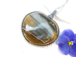 Polychrome Jasper Necklace / Jasper jewelry / Polychrome Pendant / Protective Healing jewelry / Macrame necklace / heart pendant