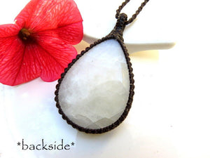 Moonstone macrame necklace / moonstone necklace / moonstone Jewelry / christmas gift ideas / Healing stone necklace / gemstone jewelry