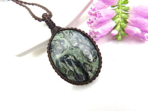 Green Kambaba Necklace, kambaba jasper chakra, kambaba jasper meaning, fossil gemstone necklace, fossil jewelry , green jasper necklace