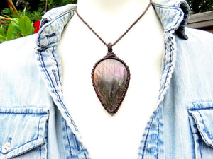 Macrame necklace, Labradorite necklace, Purple Labradorite, Macrame jewelry, Labradorite jewelry, Metaphysical crystal jewelry,