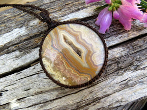 Yellow Agate necklace, christmas gift for her, mothers day gift ideas, agate jewelry, ecofriendly gifts, no metal, macrame jewelry