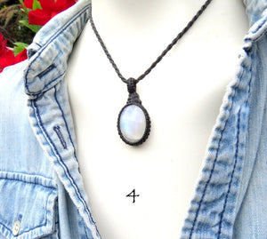 Rainbow Moonstone necklace / Moonstone Necklace / Moonstone Jewelry / Rainbow Moonstone / layered necklace / Healing stone/ Goddess necklace