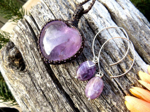 Amethyst earrings and necklace set, Mothers day Jewelry, Amethyst necklace, Amethyst crystal necklace, Jewelry set, girlfriend gift ideas