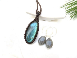 Labradorite earrings and necklace set, Labradorite pendant, Valentines day gift ideas, for her, Healing crystals, February gifts